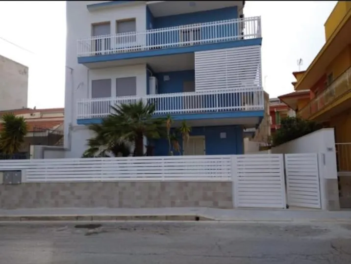 Appartamento Centralissimo Marina Di Ragusa Italy